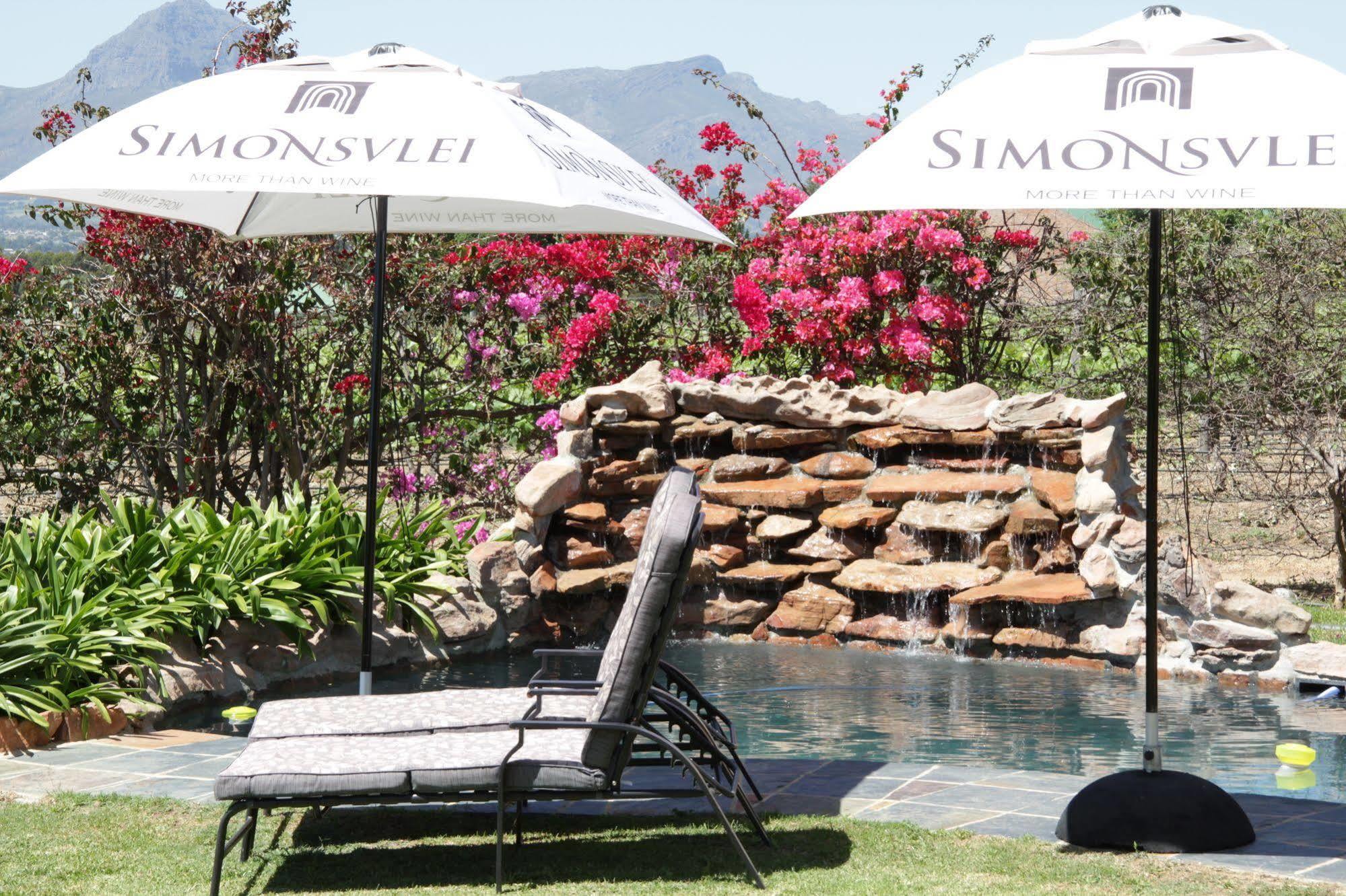 Cana Vineyard Guesthouse Paarl Exterior photo